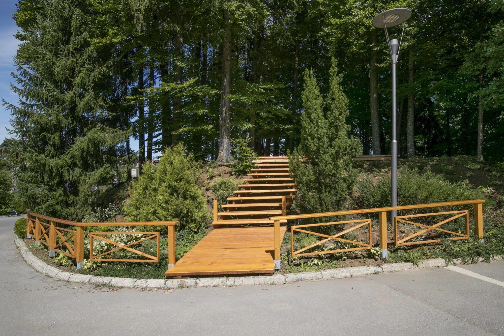Hotel Grosuplje Eksteriør bilde